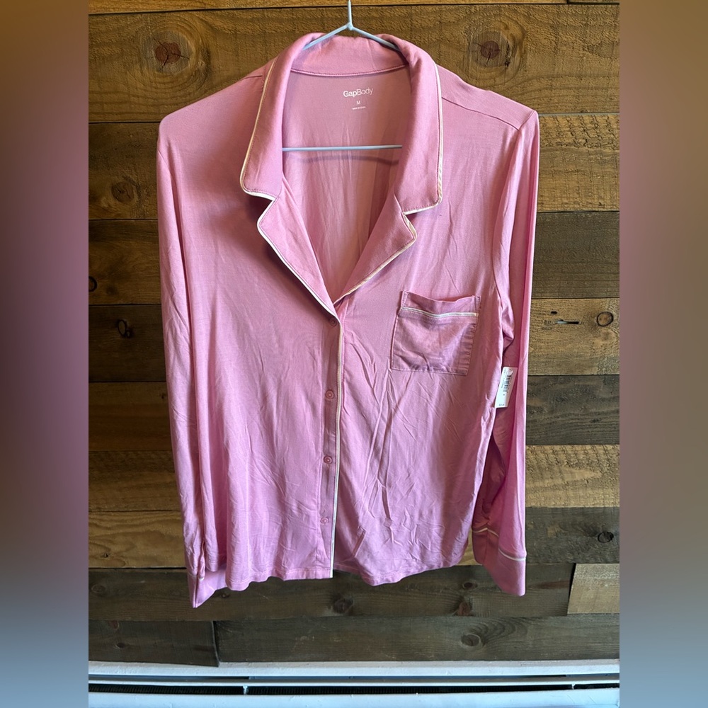 Gap Women's Pink Button Down Sleep Shirt